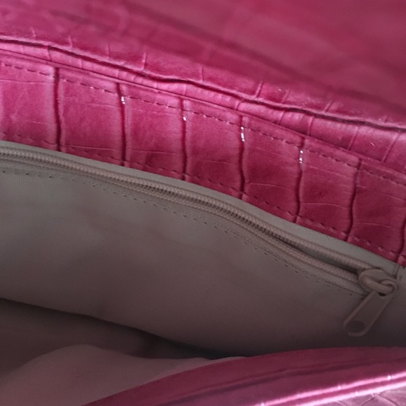 SOLD Pink Snakeskin Handbag - Picture 3 of 4